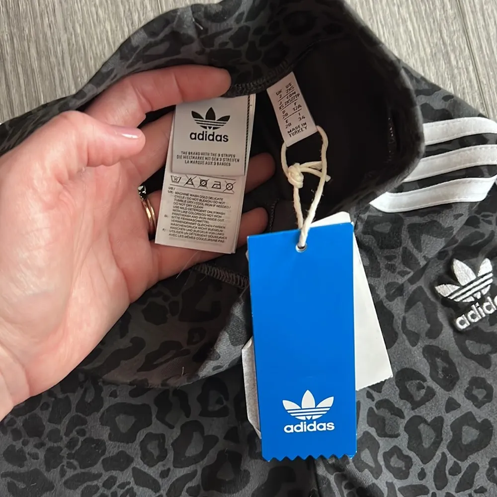 NWT ADIDAS Originals Short Tight Biker Shorts XXS Leopard Print 3 Stripes - Image 6