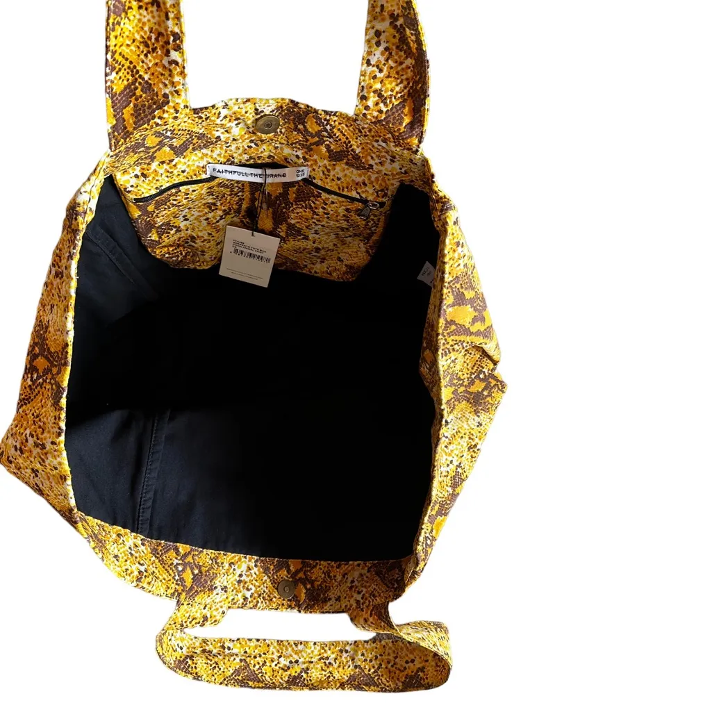 NWT FAITHFULL THE BRAND Sorrento Tote Bag - Dawn Animal Print - Image 9