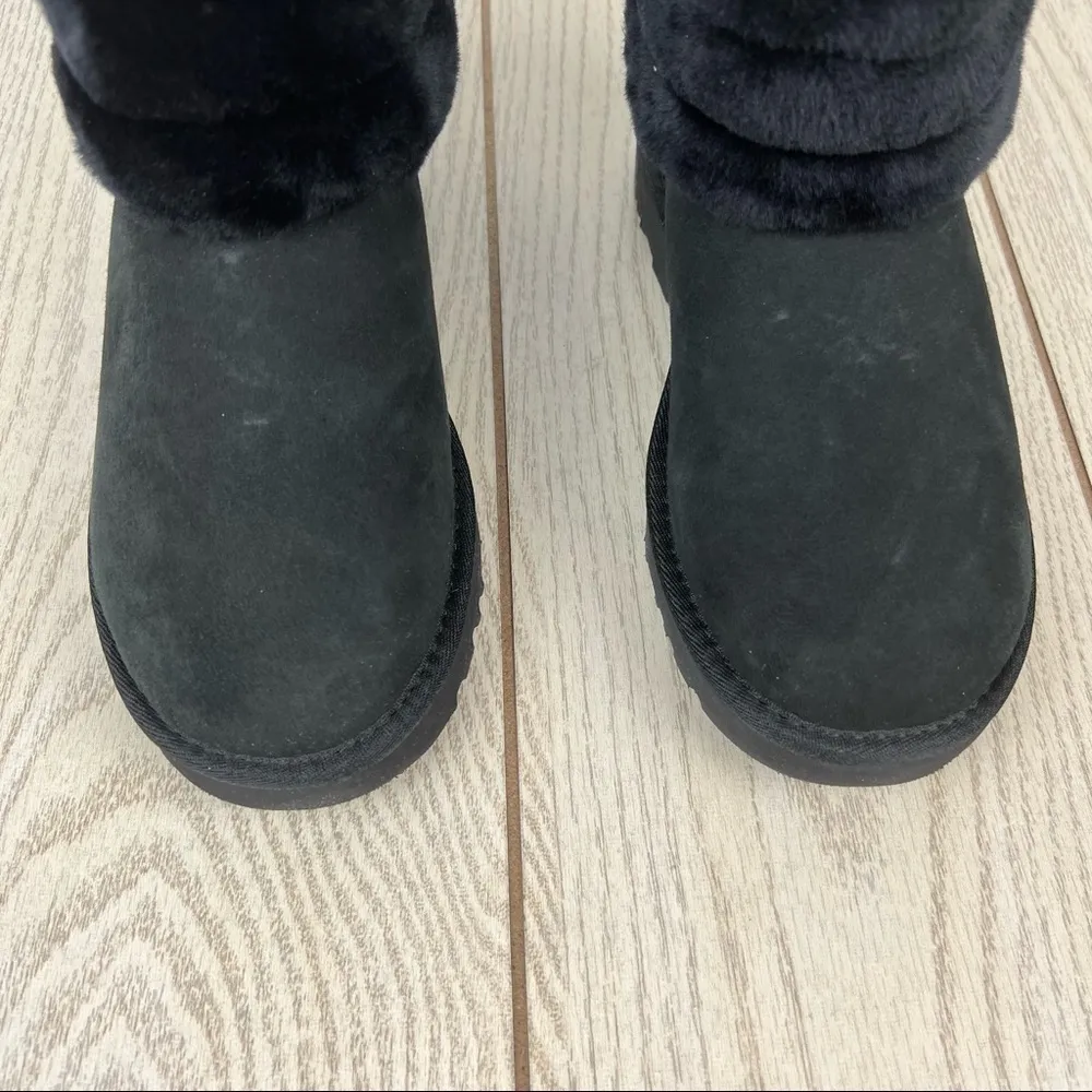 UGG Women's Fluff Mini Quilted Boots US6/EUR37 Black w/ White Logo Heel $160 - Image 3