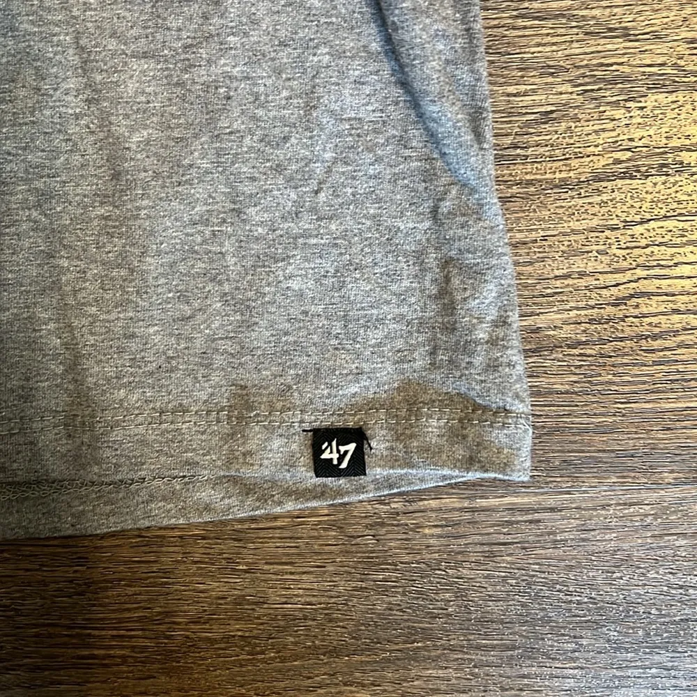 47 Brand Nebraska Cornhuskers Big Red Short Sleeved B-Neck Grey Tee Shirt -NWT - Image 9