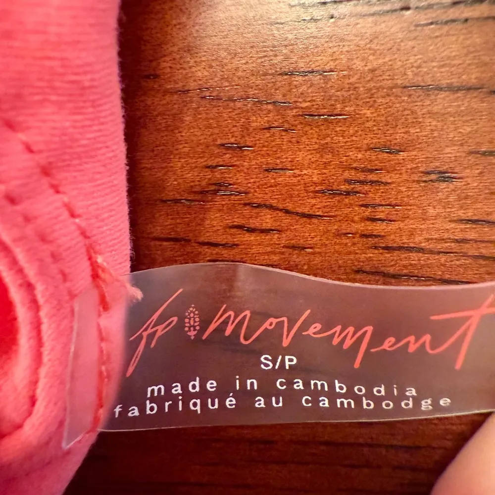 NWT  FP Movement Never Better Square Neck Sports Bra Coral Size Small - Image 5