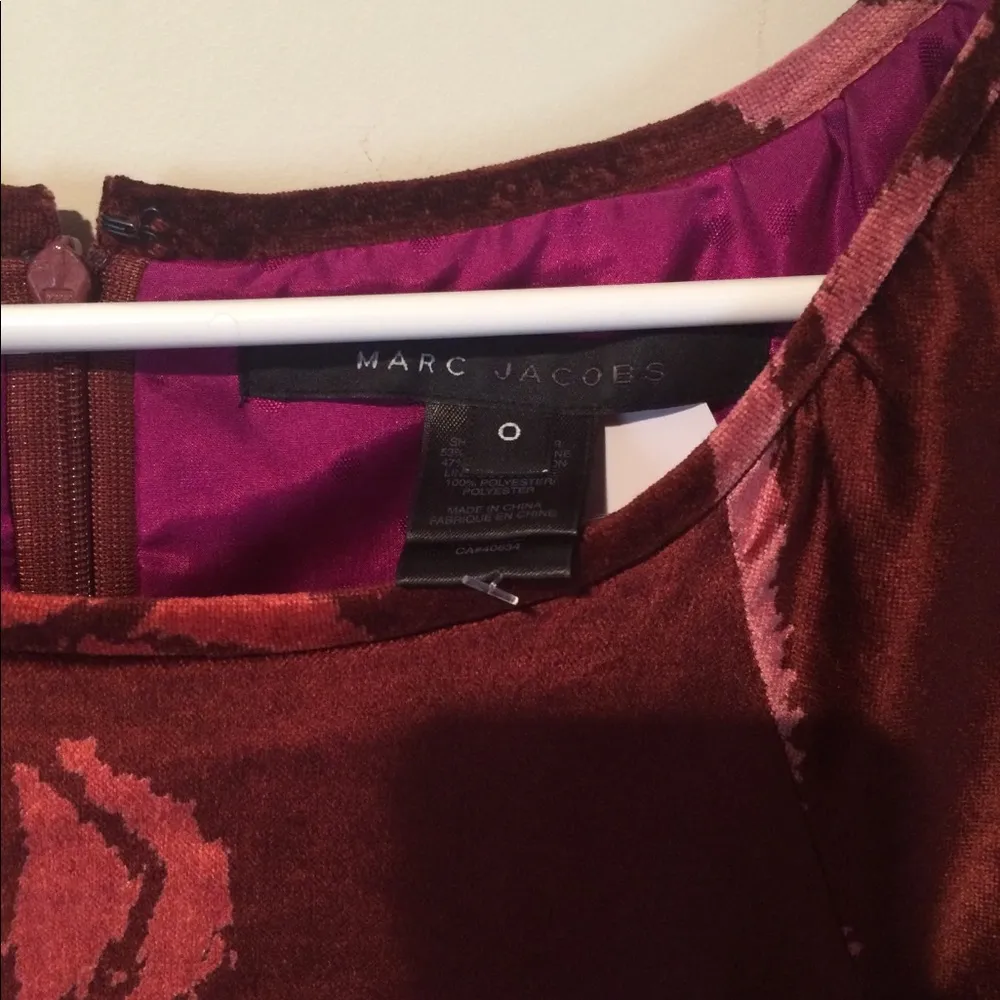 NEW Marc Jacobs size 0 maroon pocketed cuffed arm ROSES dress NWOT hand pockets - Image 3