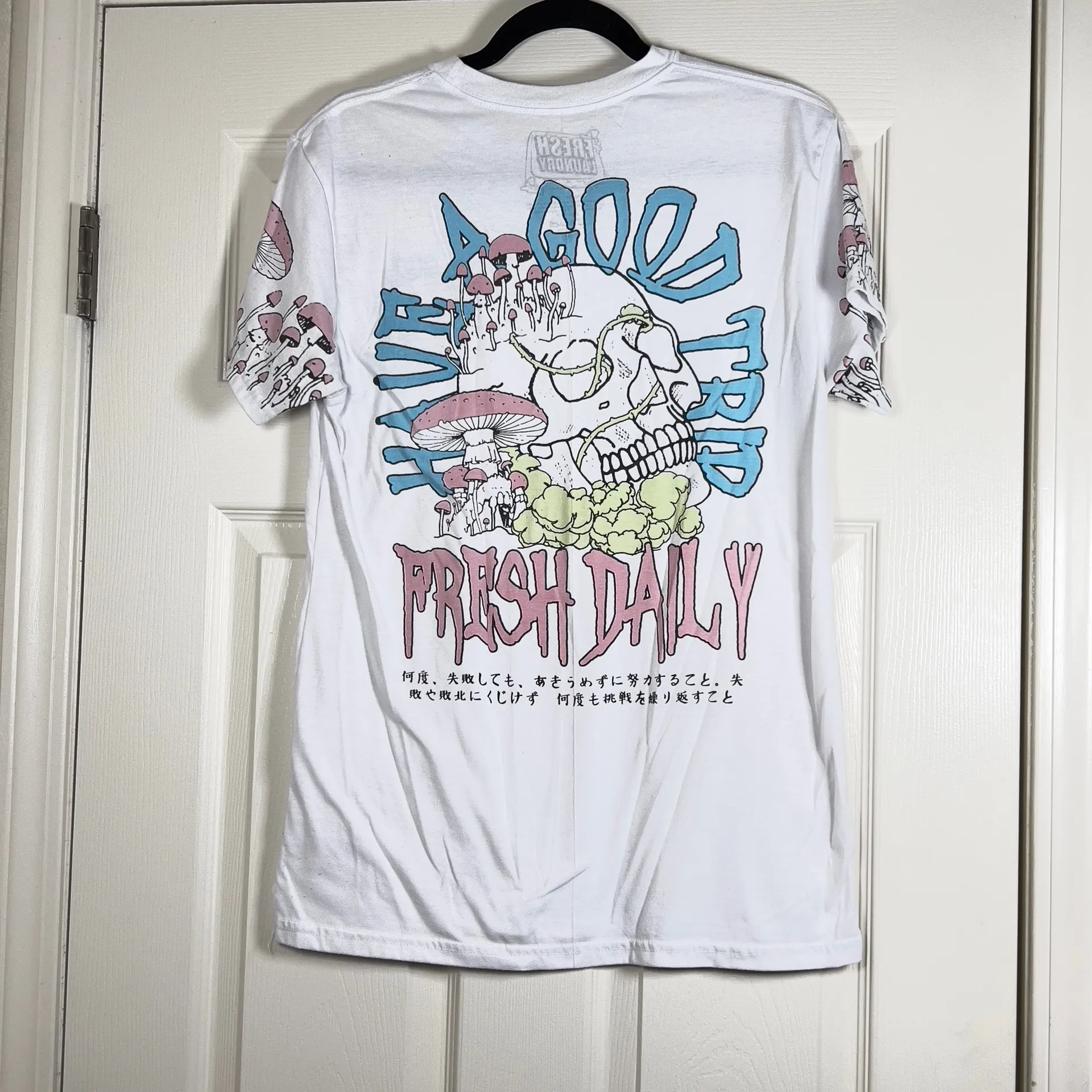 Fresh Laundry Men’s “Have A Good Trip” Mushroom Shrooms Graphic Tee Size Medium White - Image 2