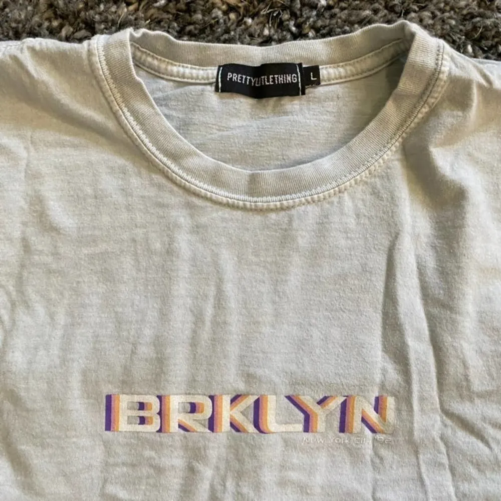 Pretty Little Thing BRKLYN Graphic Tee​​​​​​​​​​​ - Image 4