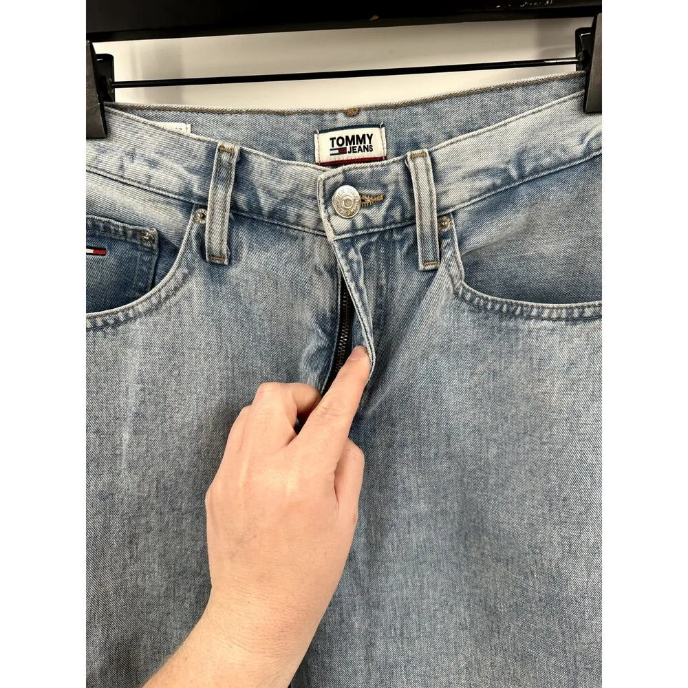 Vintage Tommy Hilfiger Tommy Jeans High Rise Tapered Light Wash Size 27 - Image 5