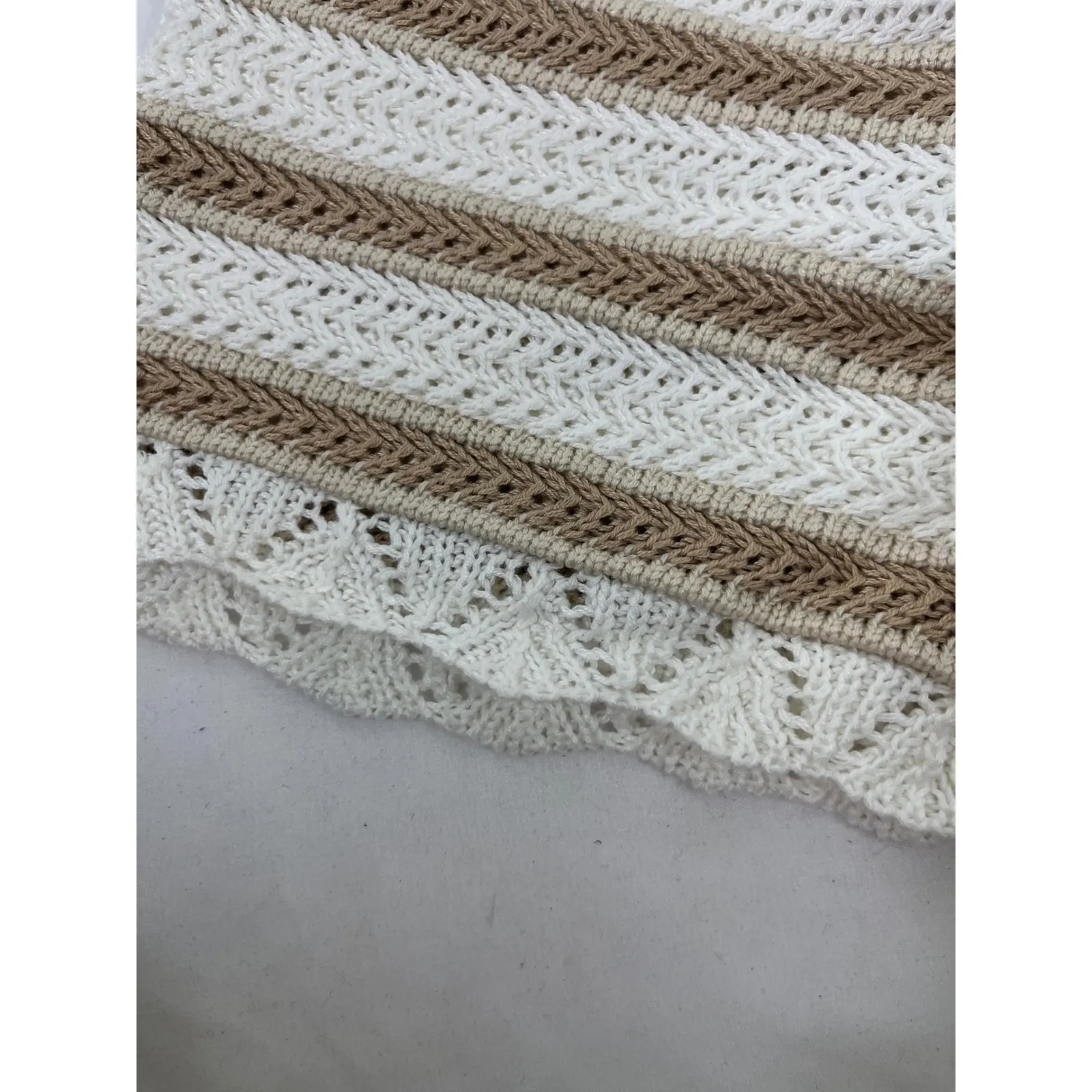 Madden NYC Striped Crochet Knit Shorts Women Drawstring Beach Boho Tan Sz L White Size L - Image 4