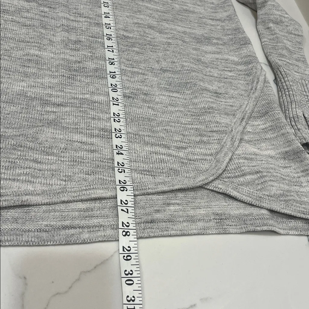 Akini long sleeve gray sweater - Image 5