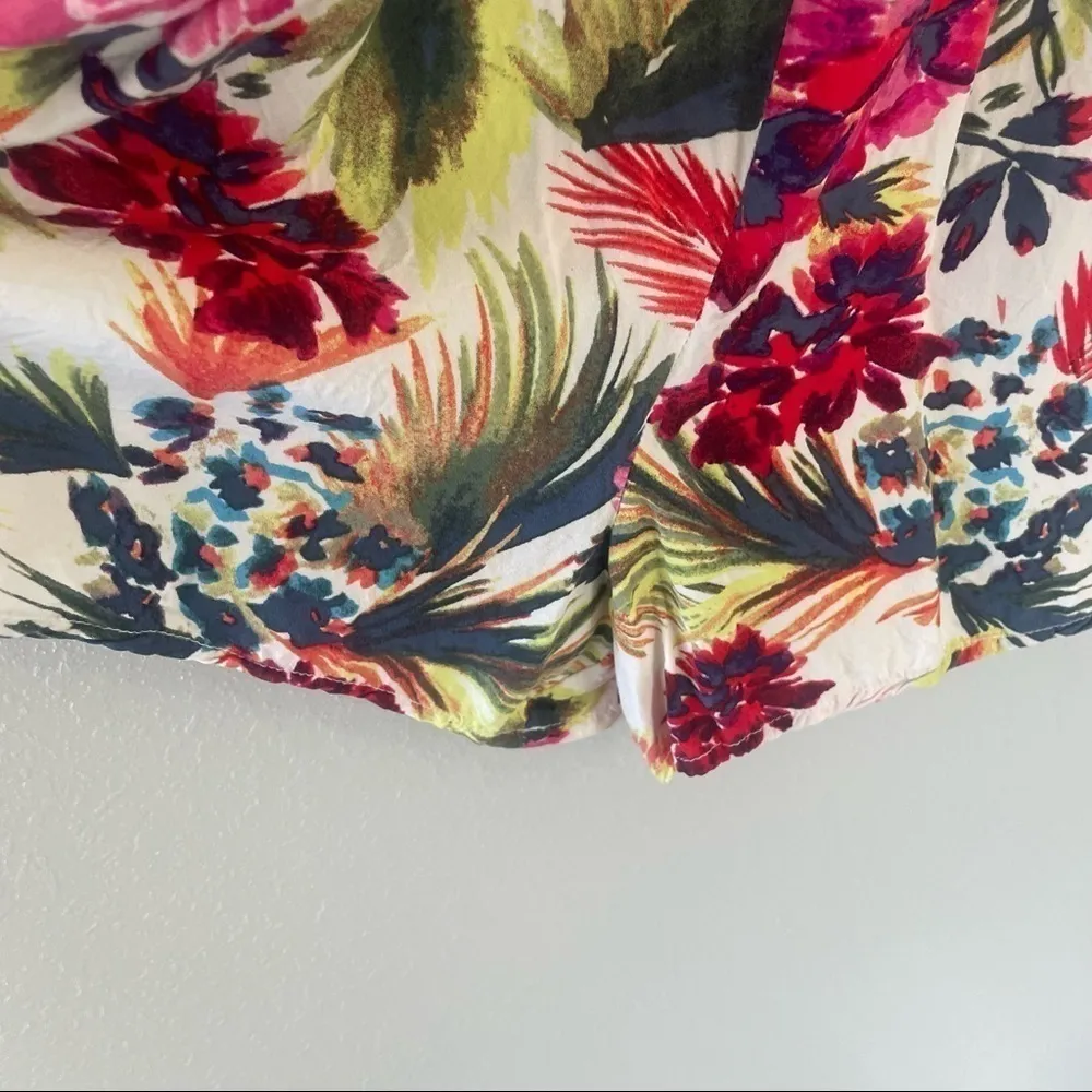 Gap 3/$20  Tropical Oasis Sleeveless Romper - Image 9