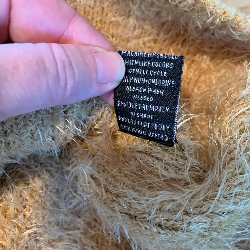 Project 28 NYC Gold Tan Eyelash Pullover Cropped Sweater XL - Image 9