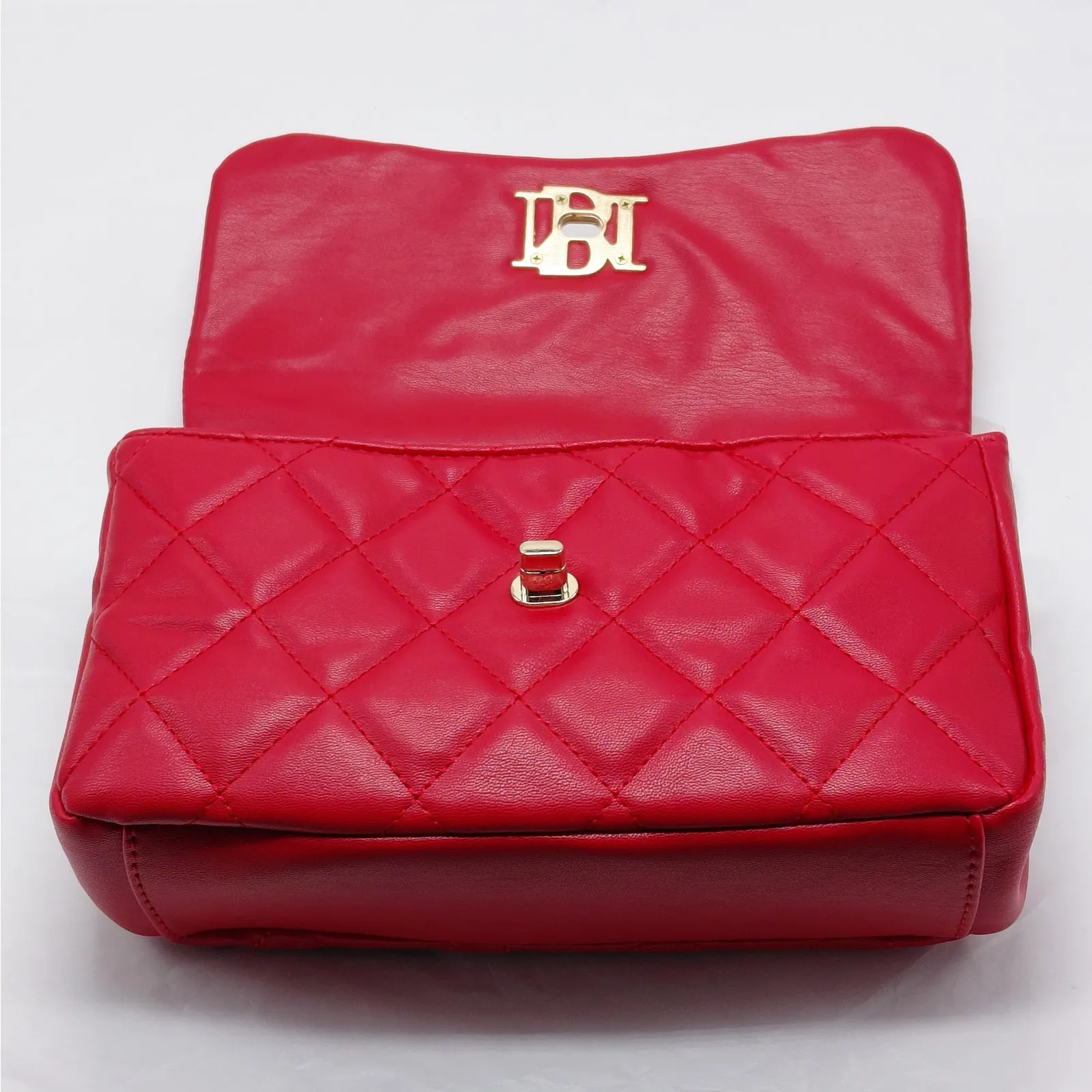 Badgley Mischka Women's Small Red Quilted Crossbody Shoulder Bag Purse Party - Image 4