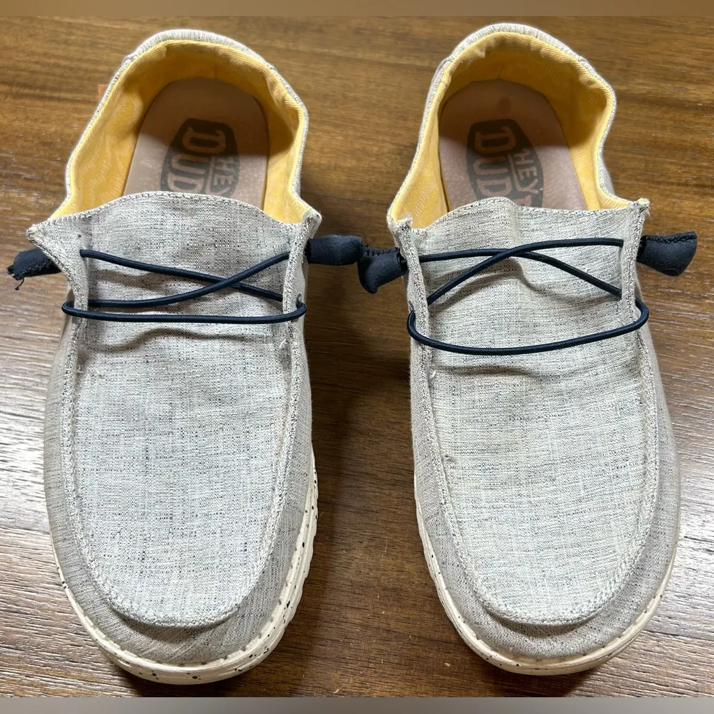 Hey Dude Women’s Size 11 Wendy Chambray White Blue (Grey) Slip On Shoes - Image 3