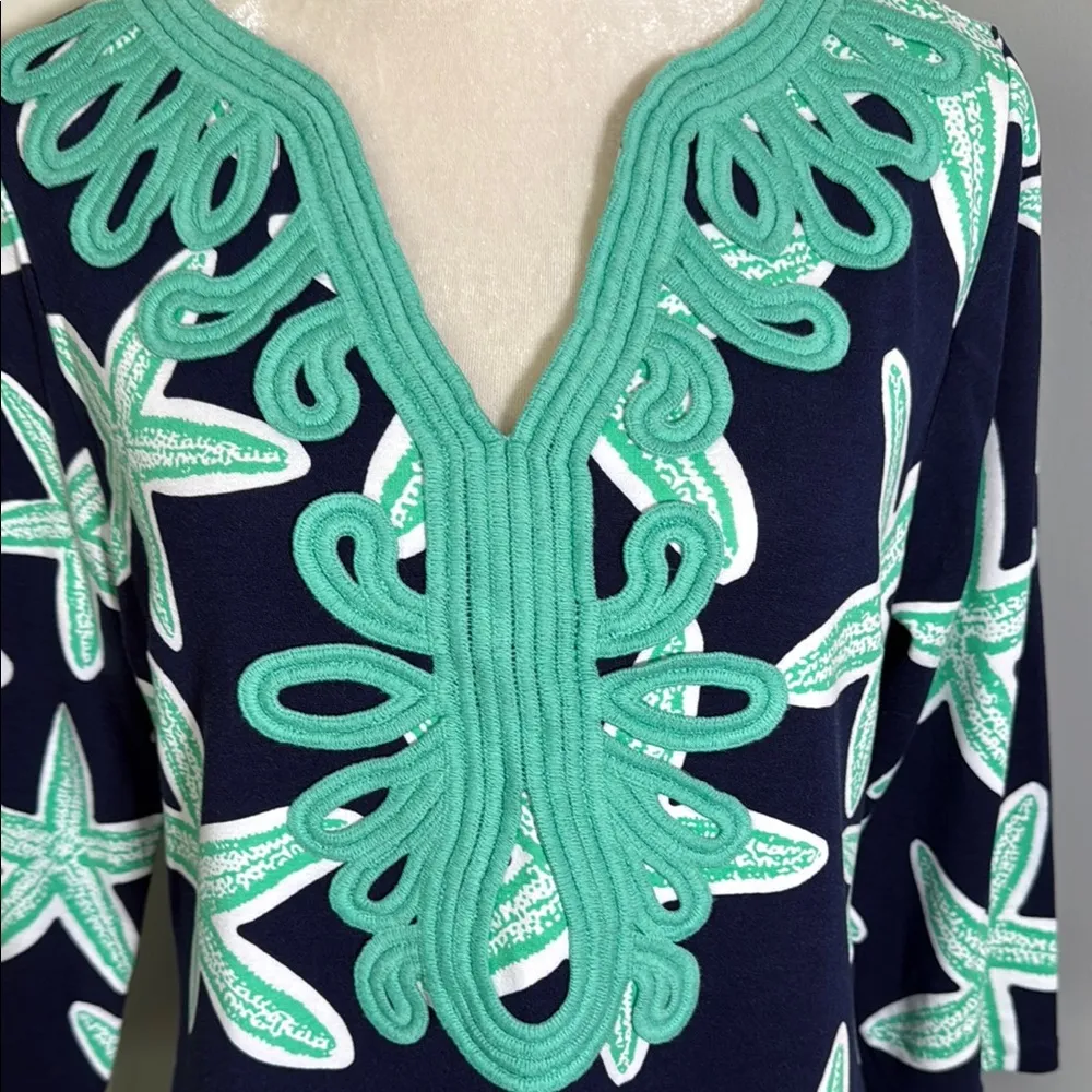 Crown & Ivy Elegant Navy, Green & White Starfish Patterned Dress. - Image 2