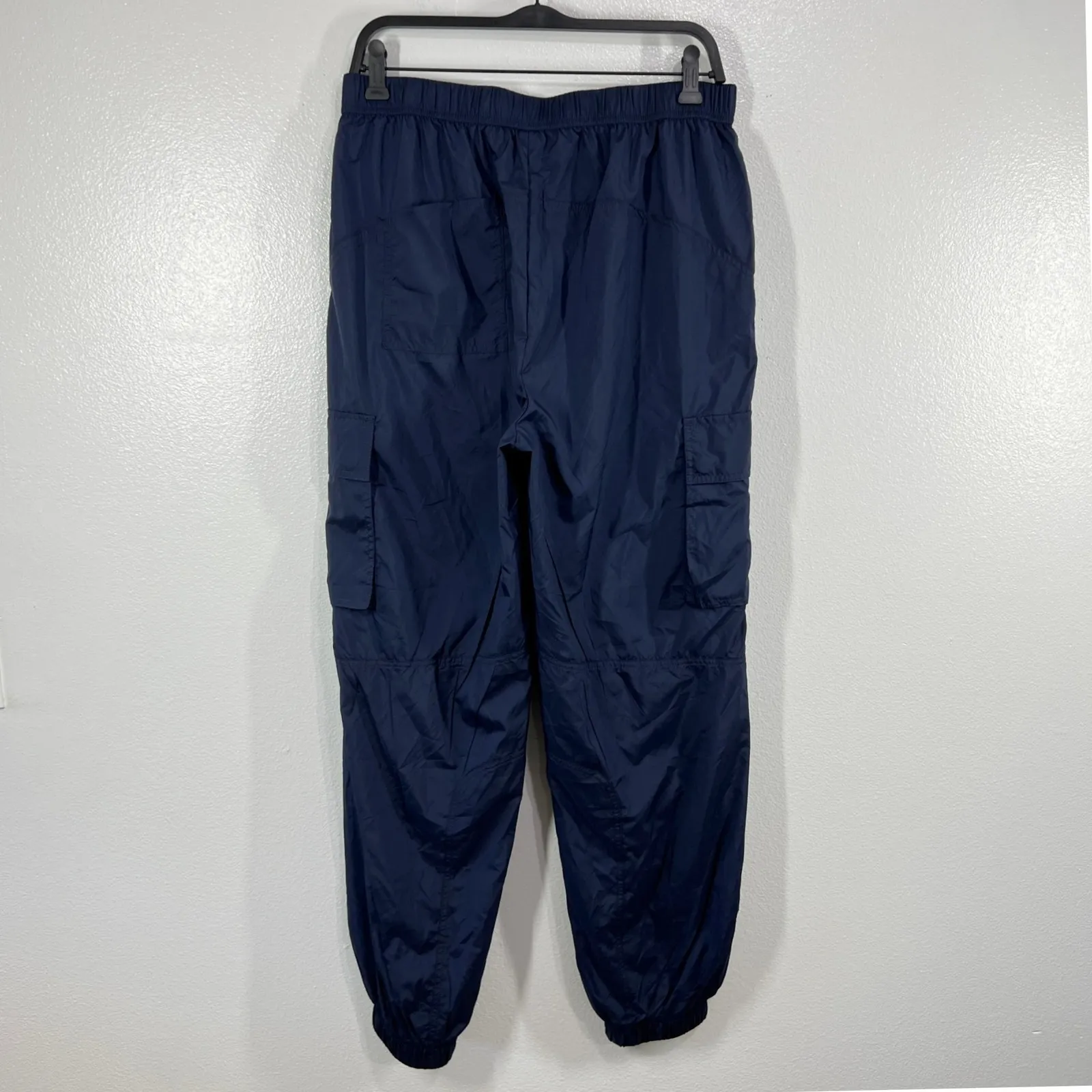 Fabletics‎ Cargo Jogger Pants Women's Large Navy Blue Nylon Blend Elastic NWT - Image 3