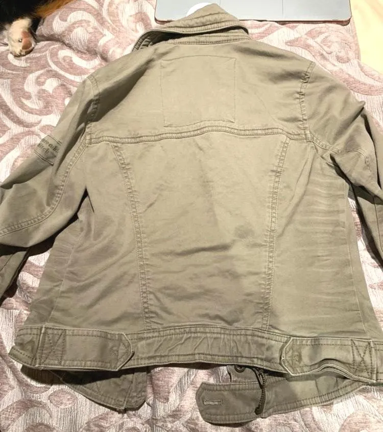 Abercrombie & Fitch Army Green Jacket - Image 2