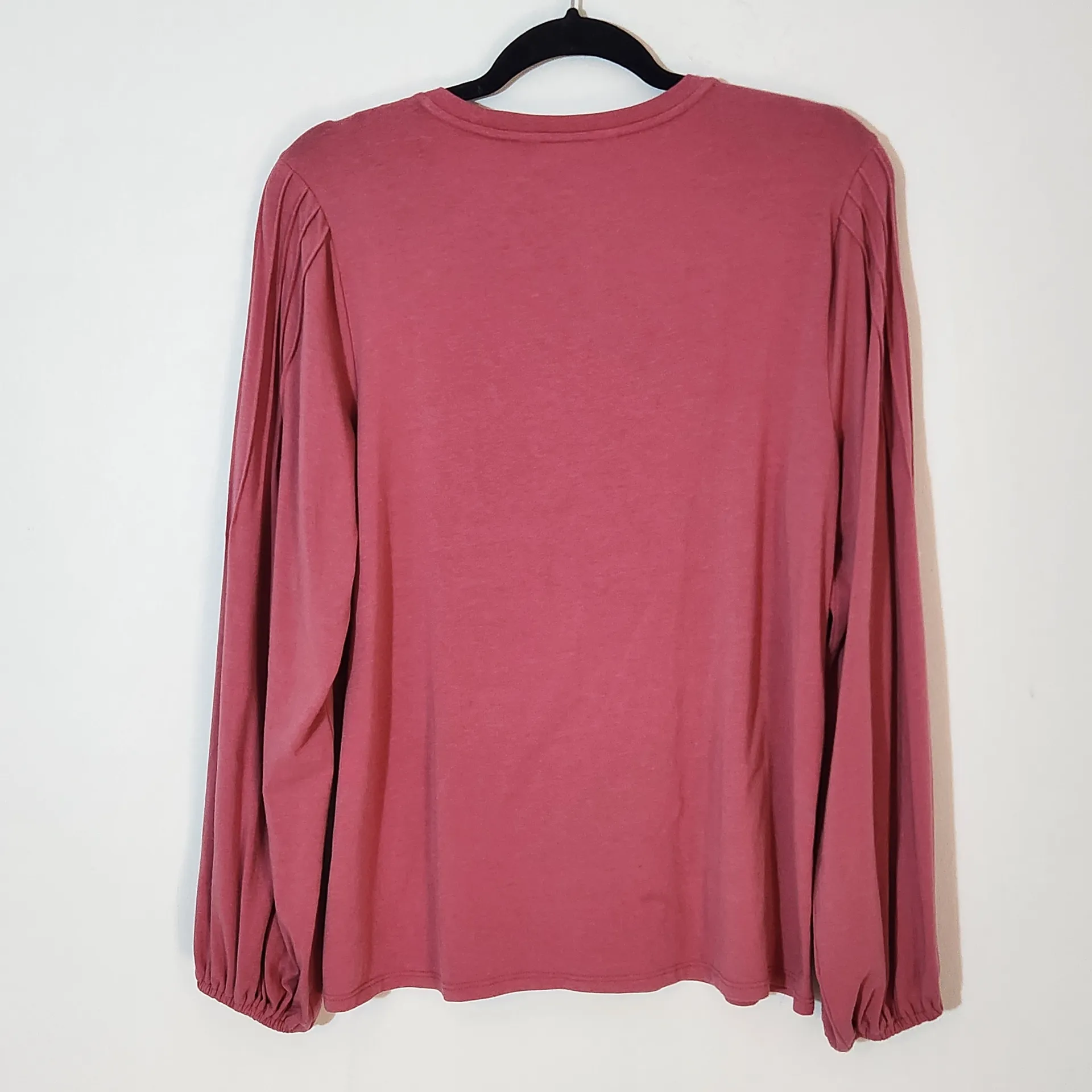 LC Lauren Conrad Pink Long Sleeve Tee with Pintuck Sleeve Detail Size Large - Image 4