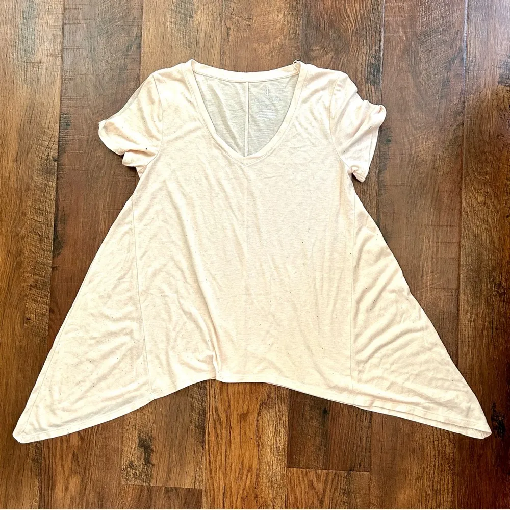 JUICY COUTURE peach glitter shark bite tissue tee, Size M - Image 2