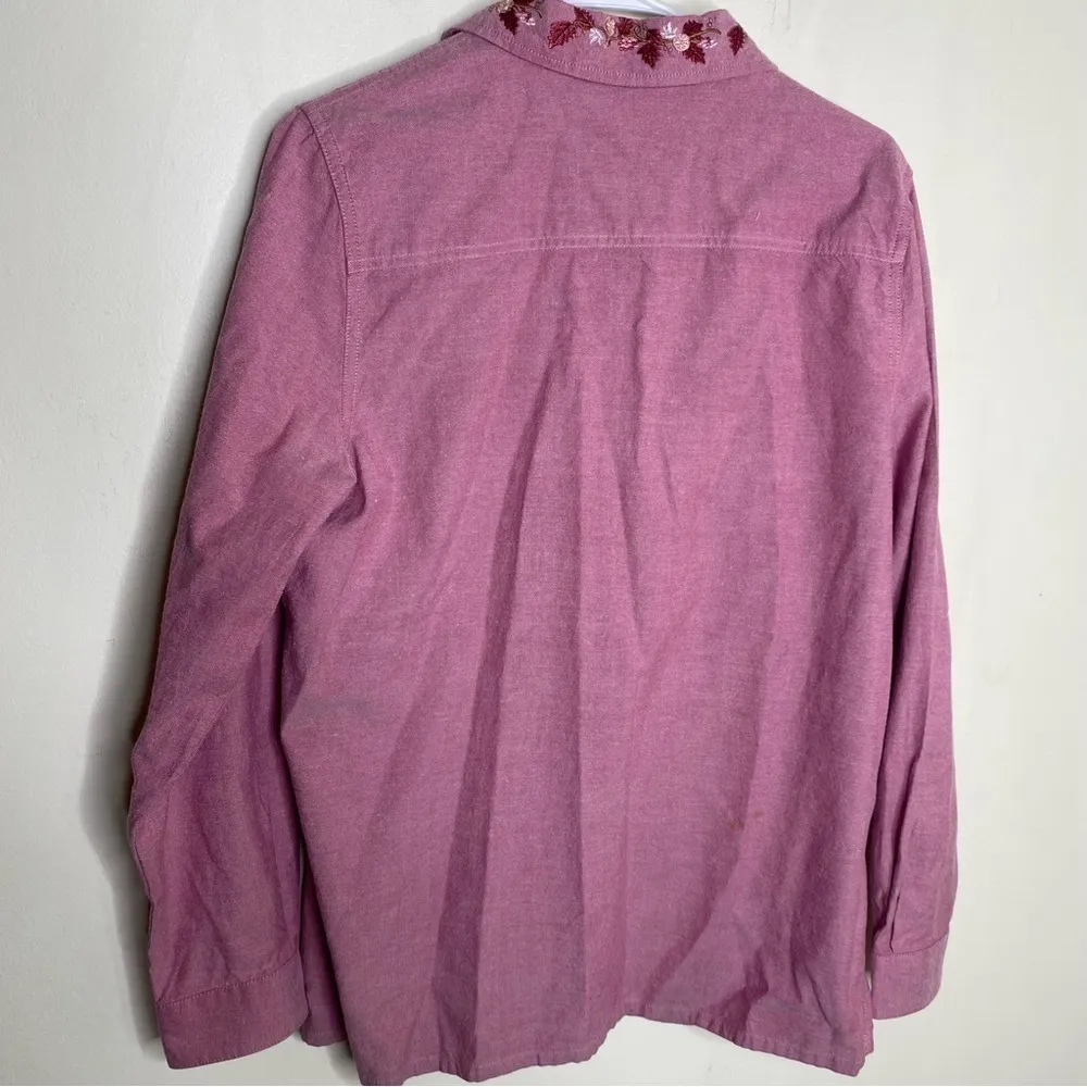 Blair  Pink Embroidered Button Up Collared Blouse Top Size Medium - Image 9
