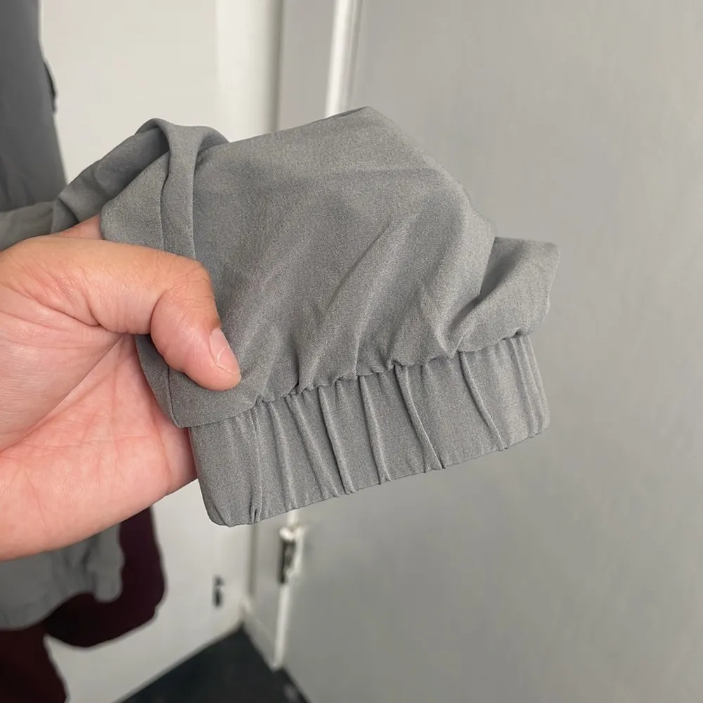 Gap  fit joggers - Image 4