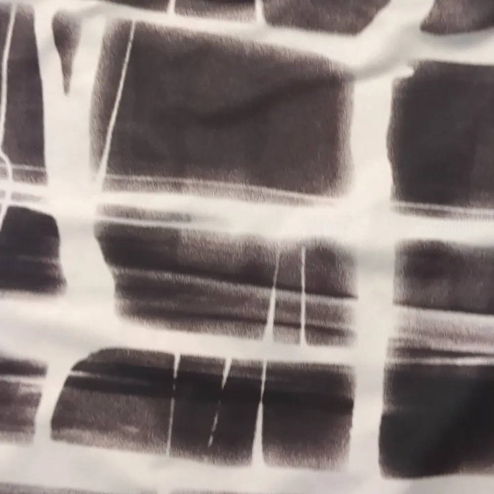 Nike pro shorts sleeve top size XL - Image 5