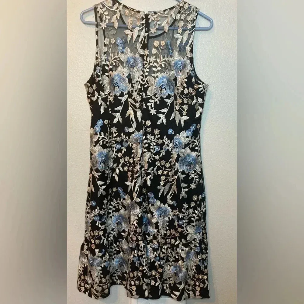 White House Black Market Embroidered Dress Size 10 - Image 6