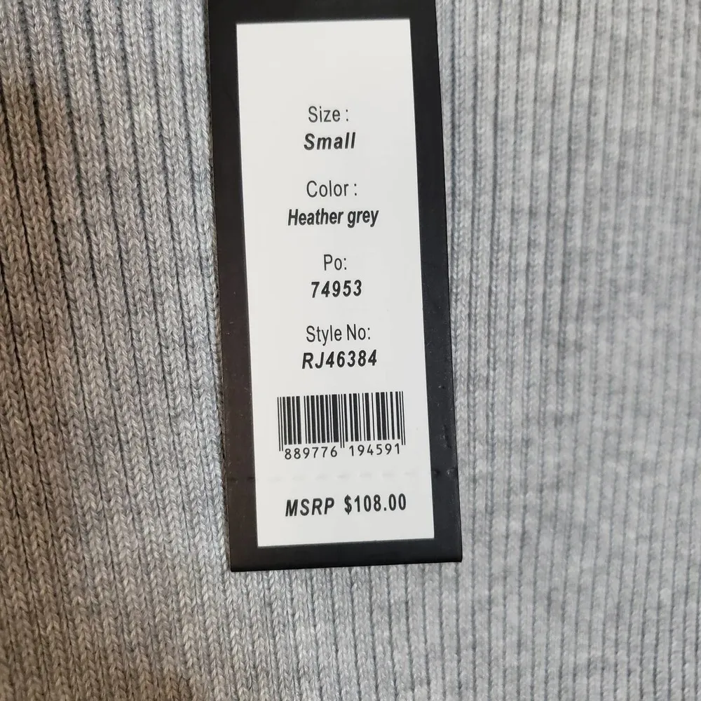 Romeo + Juliet Rayon Gray Ribbed Pullover Crew Neck Bell Sleeve Sweater Small - Image 5