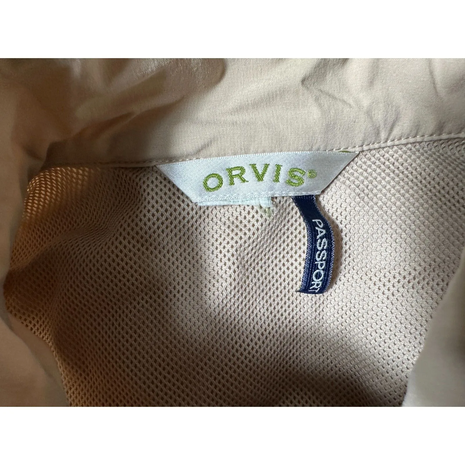 ORVIS Tan Utility Zip Up Vest Size Small - Image 9