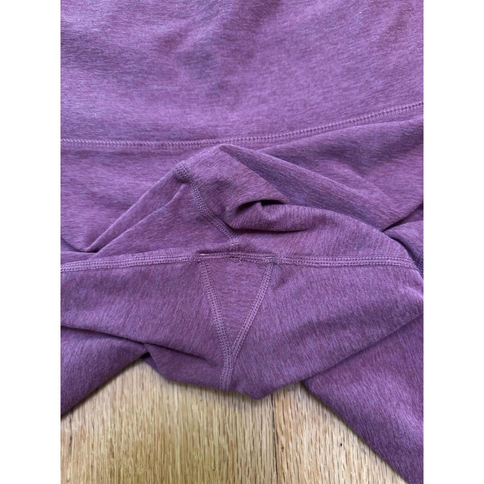 Vuori Women's Clean Elevation Leggings Pink Unsized Small Zip Pocket EUC - Image 4