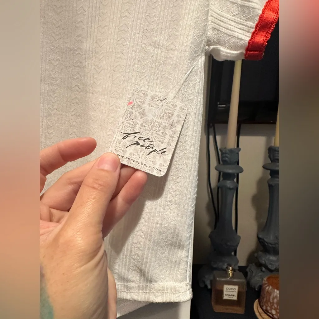 NWT Free People + For Love & Lemons I Love You Heart Baby Tee In White - Image 12