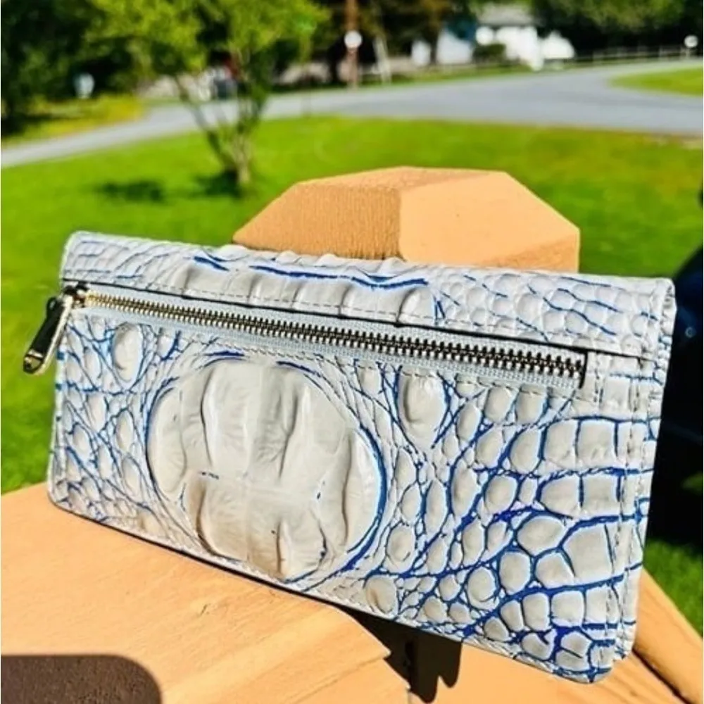 Brahmin Melbourne Croc Embossed Leather Wallet Blue Gray Snap Closure - Image 4