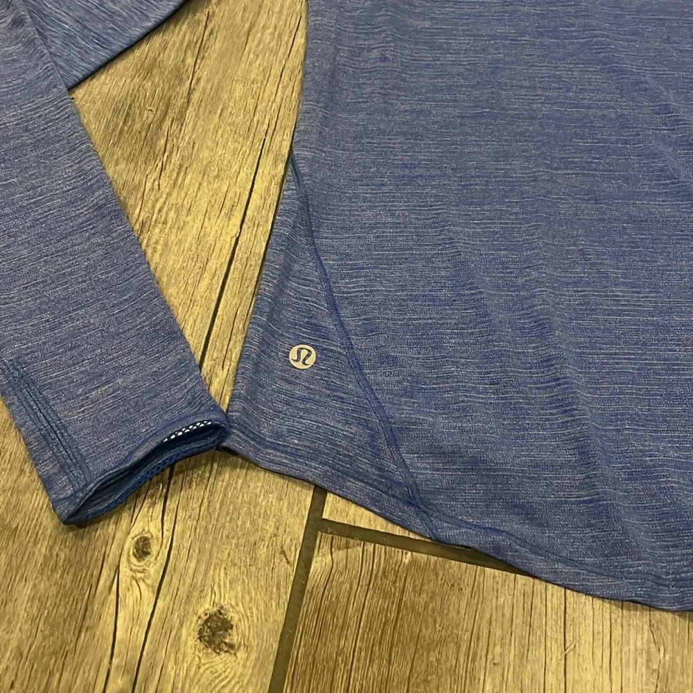 Lululemon On Track Long Sleeve
- Heathered Cerulean Blue - Image 4