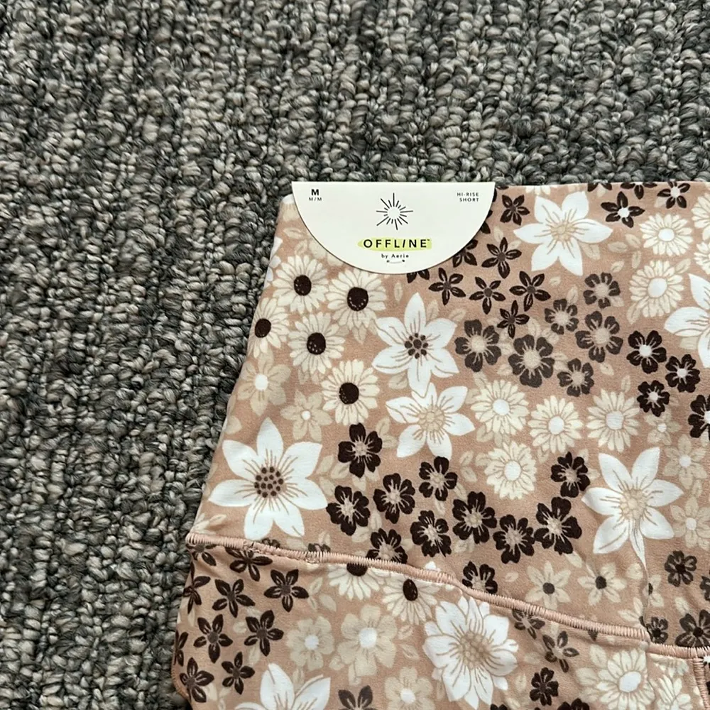 NWT American Eagle 7/8 Leggings Sz M - Image 2