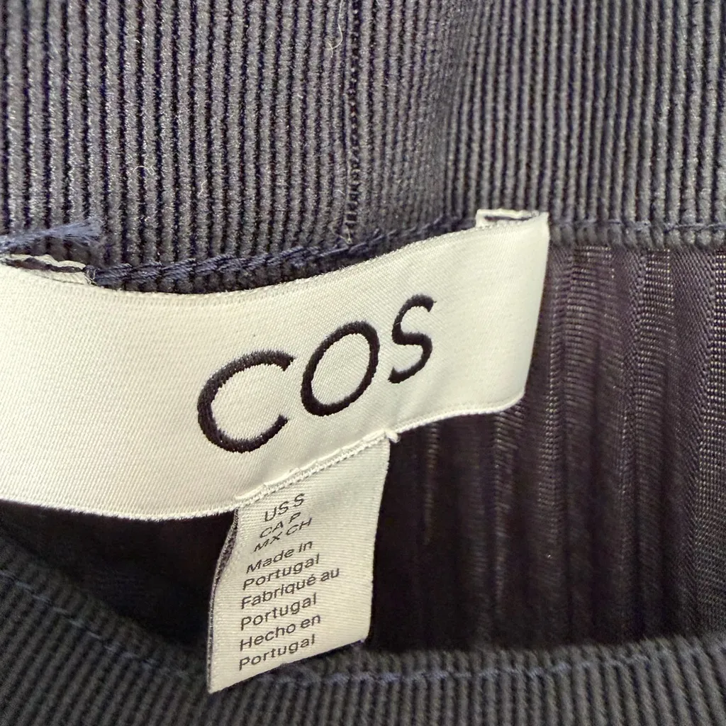 COS Women’s Accordion Knife Pleated Wide Ankle Pant Small Preppy Work Formal - Image 4