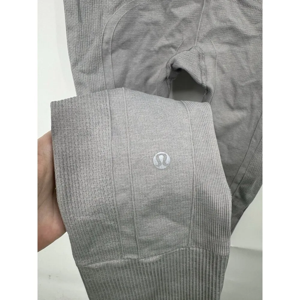 Lululemon Seamless Skinny Compression Legging Women 6 Silver‎ Athletic Yoga Gym Silver - Image 3