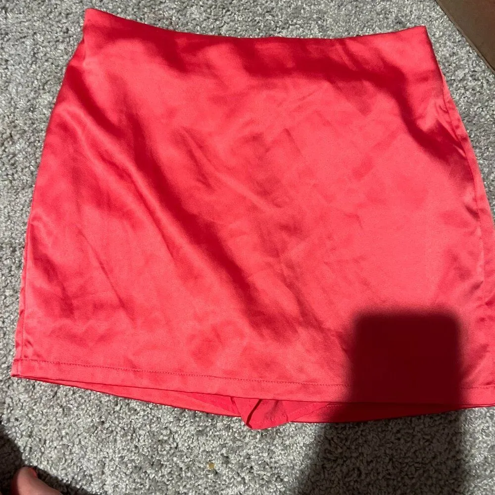 Superdown Revolve Thea Mini Skort Size Small Lined Satin Hot Pink Skirt xs - Image 5