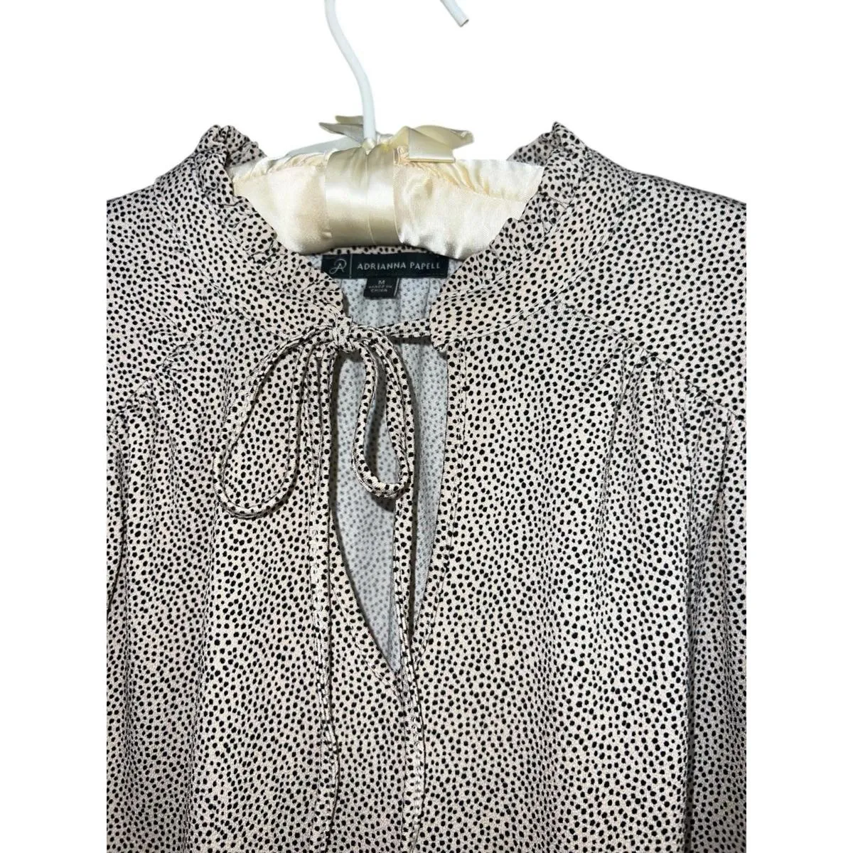 Adrianna Papell Black White Dot Smocked Puff Sleeve Tie Neck Blouse Women’s M - Image 2