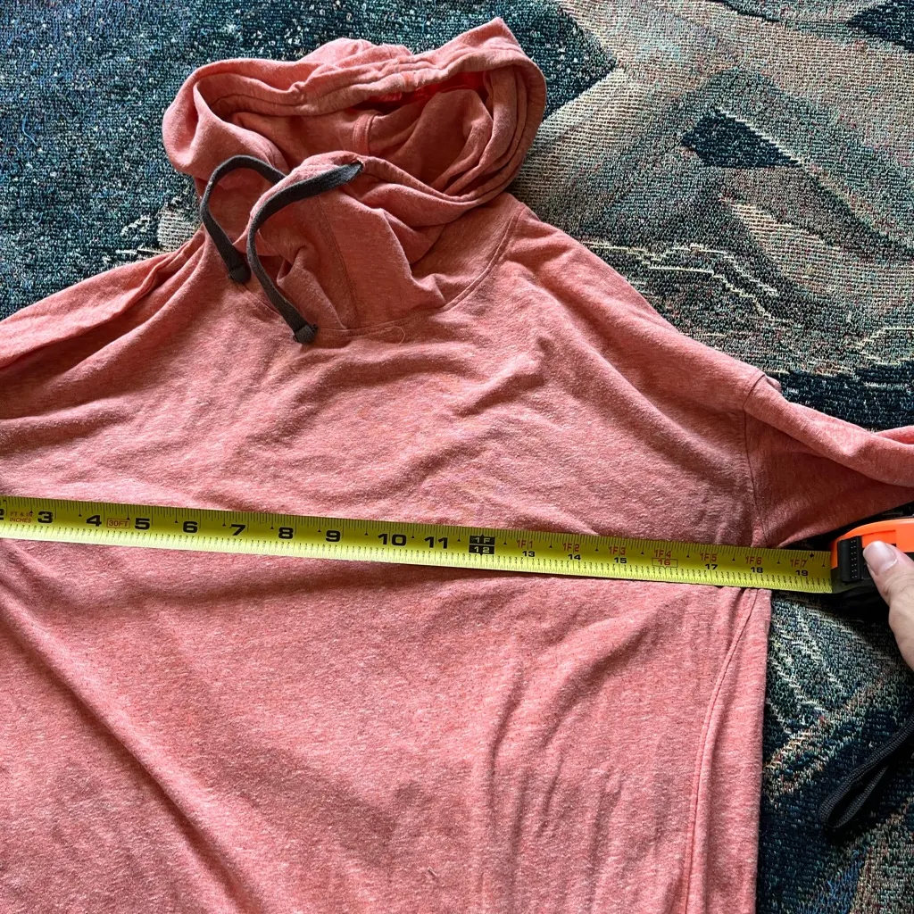 Under Armour Bubblegum Pink HeatGear Hoodie Pullover S/M Petite Athletic Running - Image 13