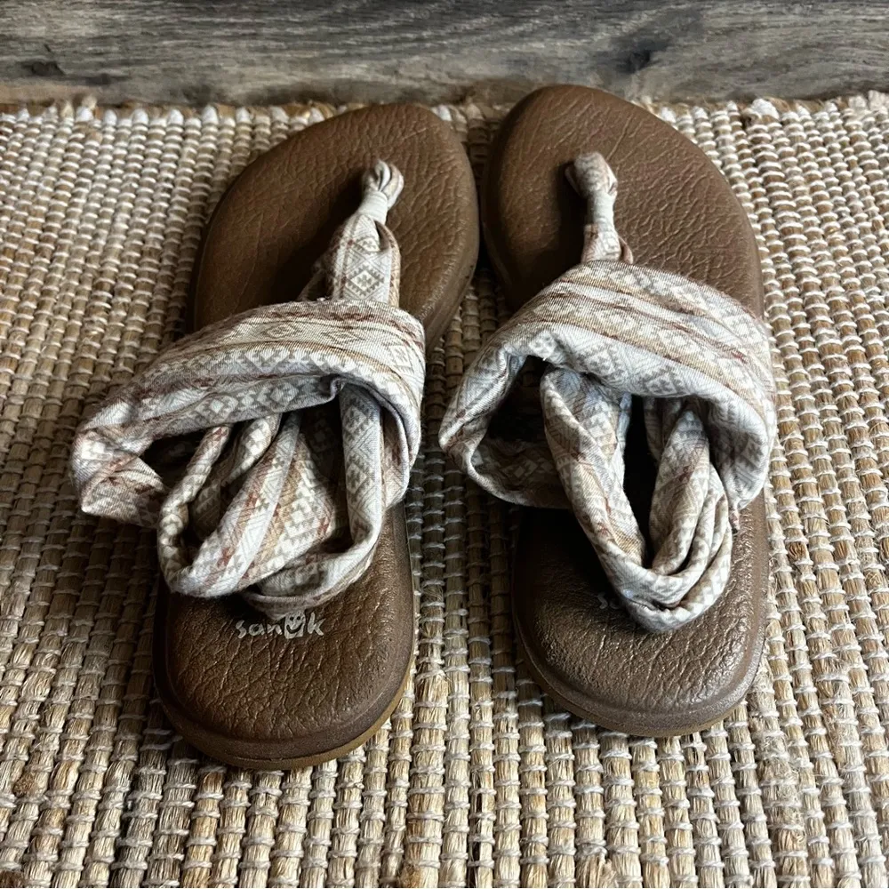 Tan Aztec Print Yoga Sling Sandals Size 9‎ - Image 3