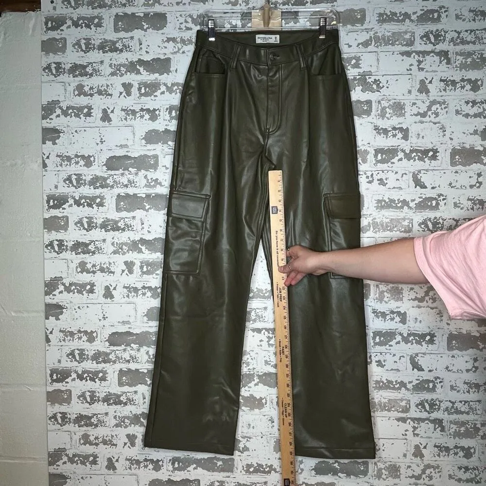 Abercrombie & Fitch | women faux leather 90’s relaxed highrise - Image 11