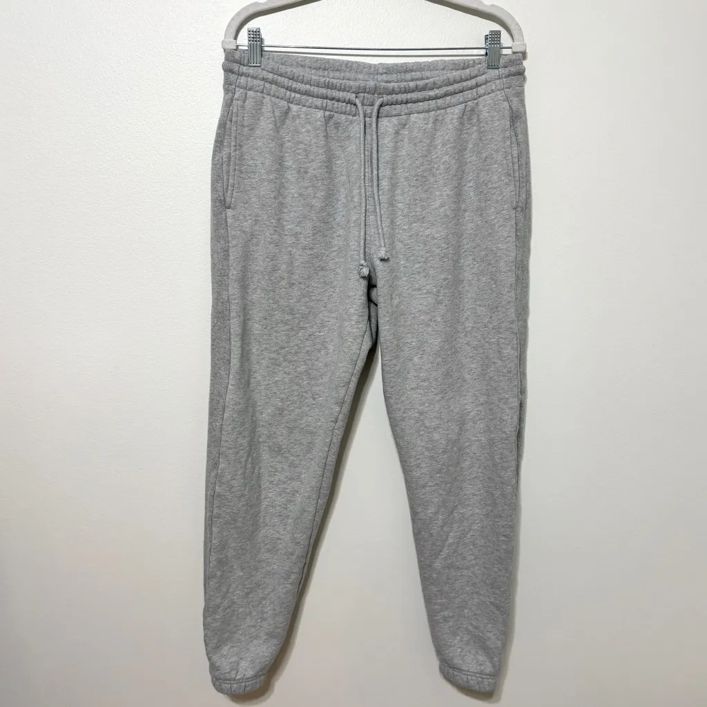 Aritzia TNA Boyfriend Cozy Fleece Jogger Sweatpants Size Large Gray - Image 2