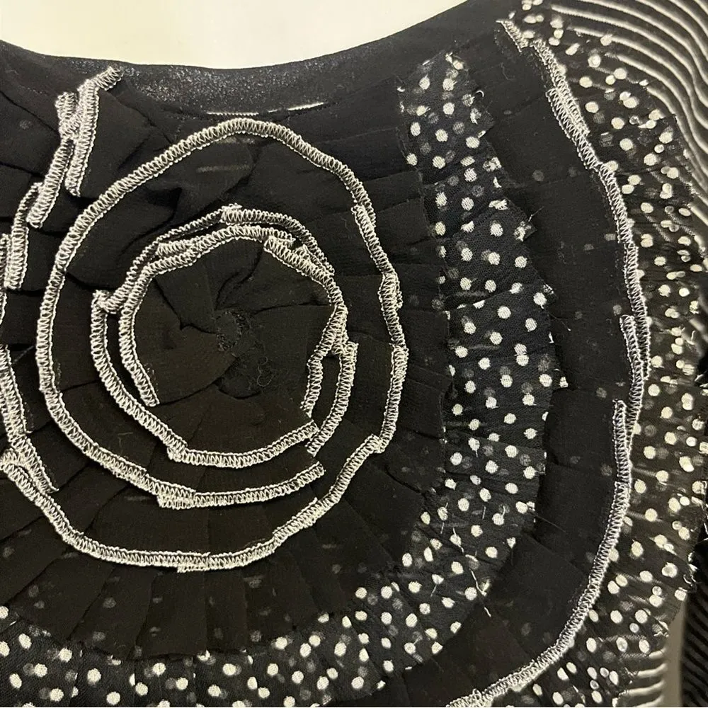 White House Black Market Black White Striped Floral Accent Women's Top Small - Image 6