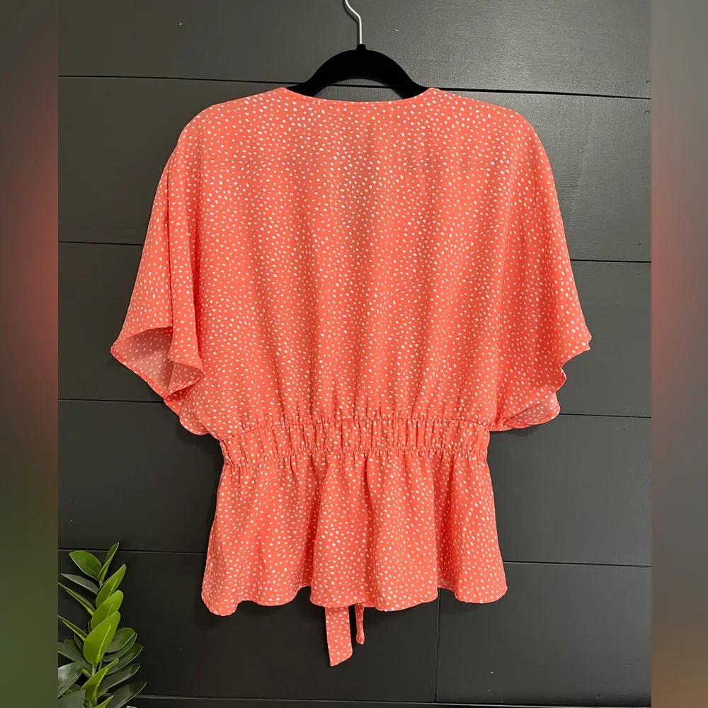 SWEET RAIN Spotted Tie Waist Button Down Short Sleeve Blouse Women’s Sz M NWOT - Image 4