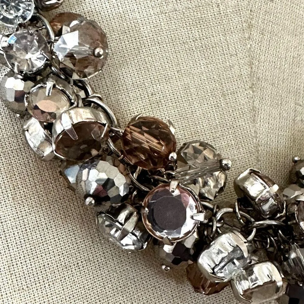 Loft cluster beaded statement necklace - Image 2