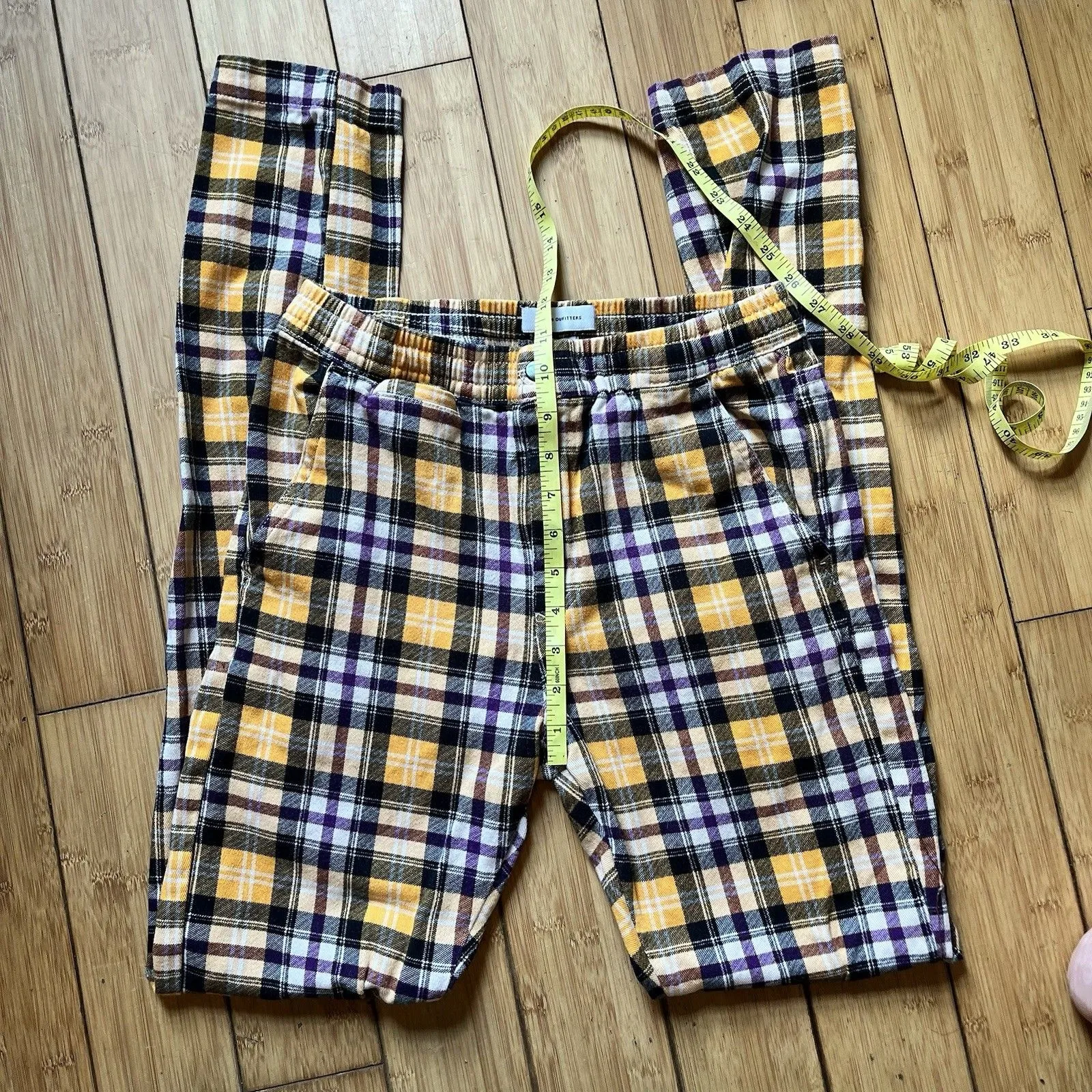 Urban Outfitters Tan Plaid Pants Skinny Academia Preppy Women’s Sz Small EUC - Image 2