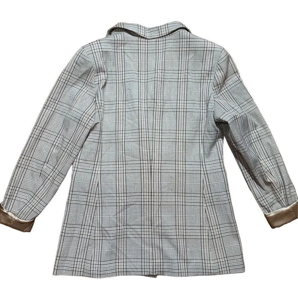 Bardot x Revolve tan gray long line button closure blazer sz M - Image 2