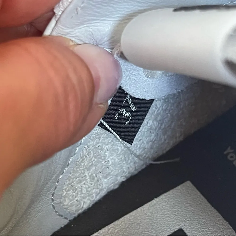 P448 F24 John Leather Sneaker (Women)
CRYSTAL, Size 7US / 37EU - Image 12