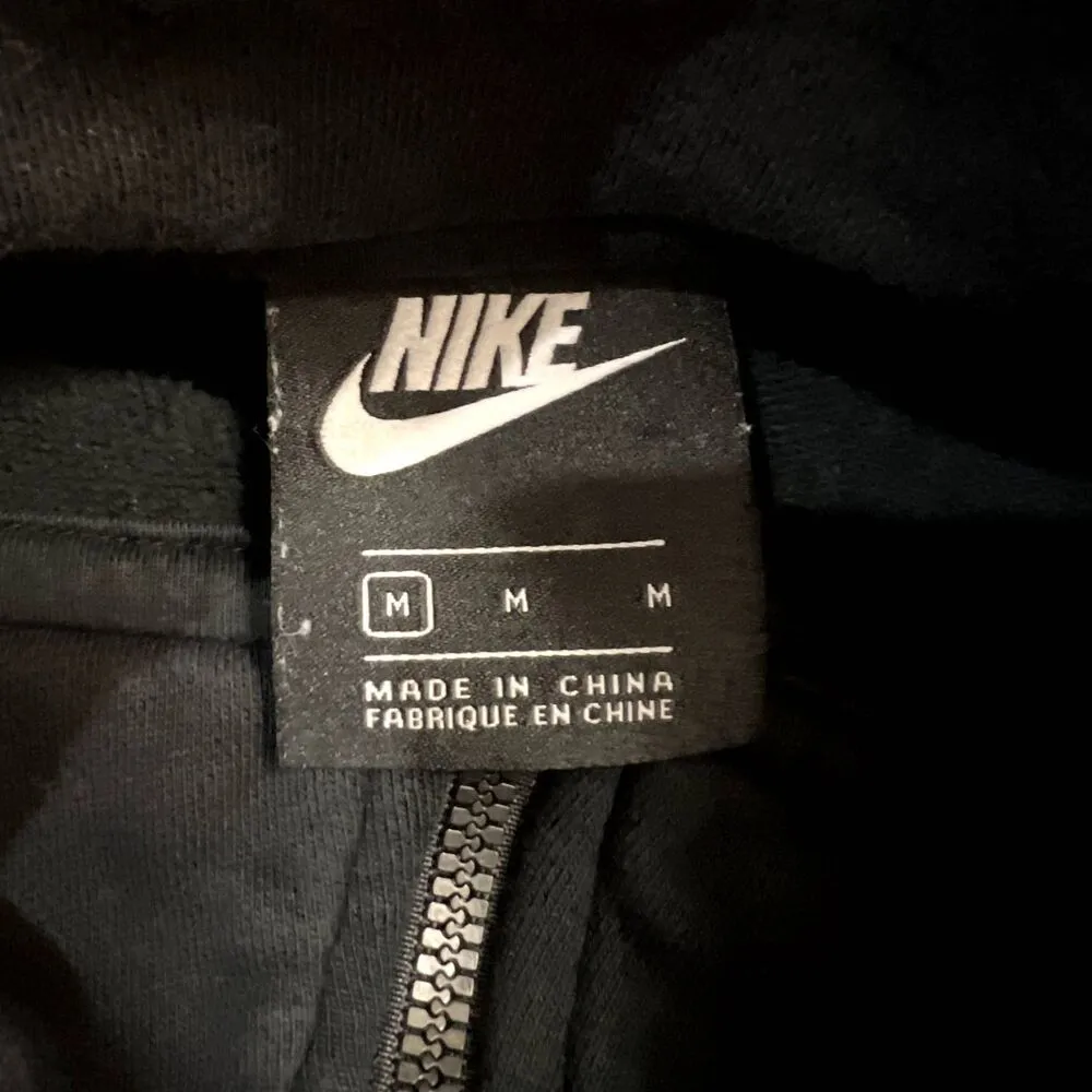 Nike  3/4 Zip Medium‎ Pullover - Image 2
