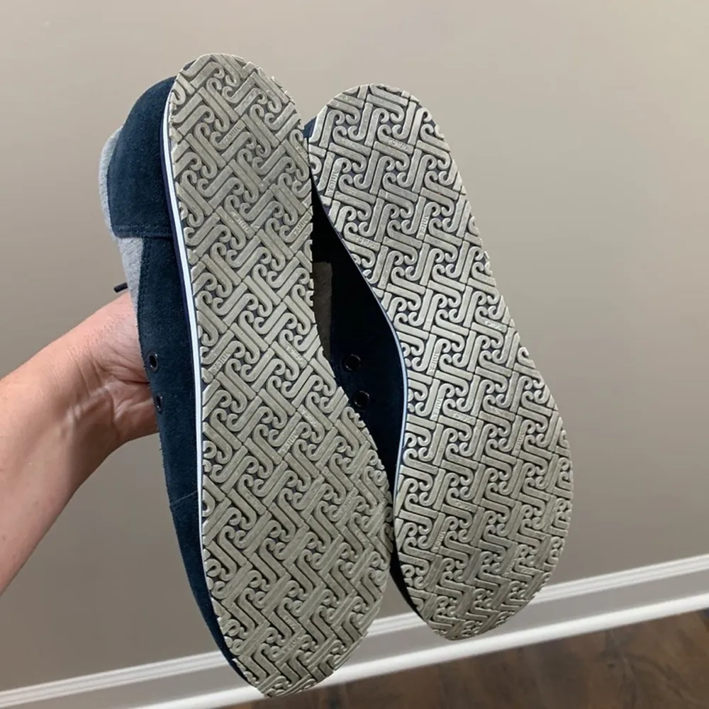 Juicy Couture Bosley Cotton/Suede Gray/Navy Tennis Shoes - Image 5