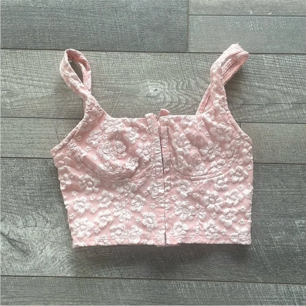 Wild Fable Pink Floral Lace Corset Crop Tank Top Size XS. - Image 3