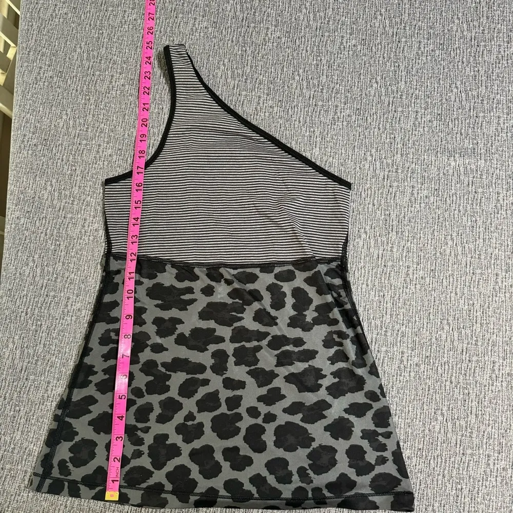Lululemon  One-Shoulder Black & Gray Tank Top - Image 12
