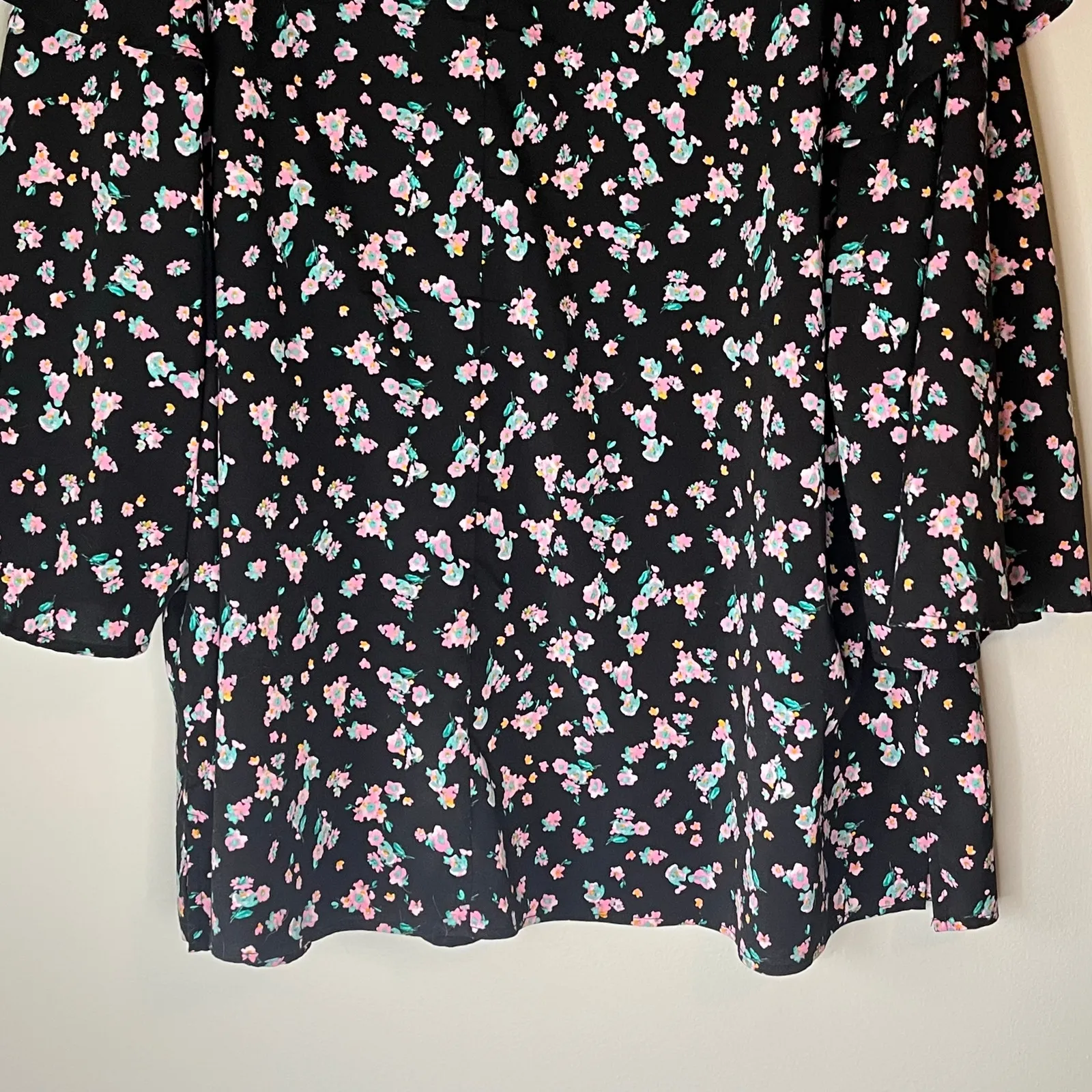 Lane Bryant Black Floral 3/4 Sleeve Blouse Size 22/24 - Image 11